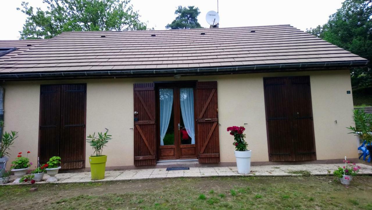 Maison Bord Du Lac Marcillac-la-Croisille Exterior photo
